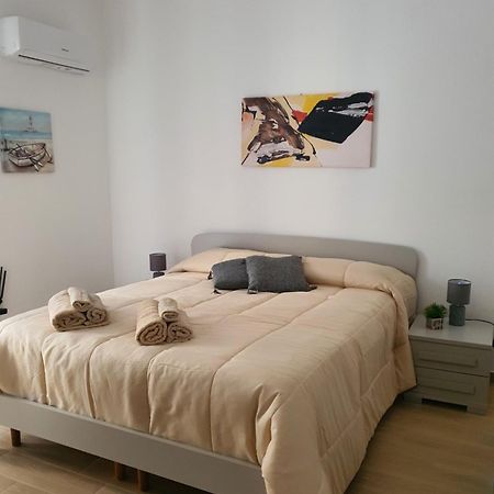 La Casa Di Serafina Santo Stefano di Camastra Eksteriør bilde